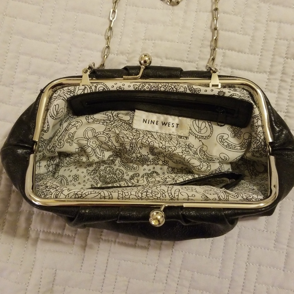 Nine west clutch